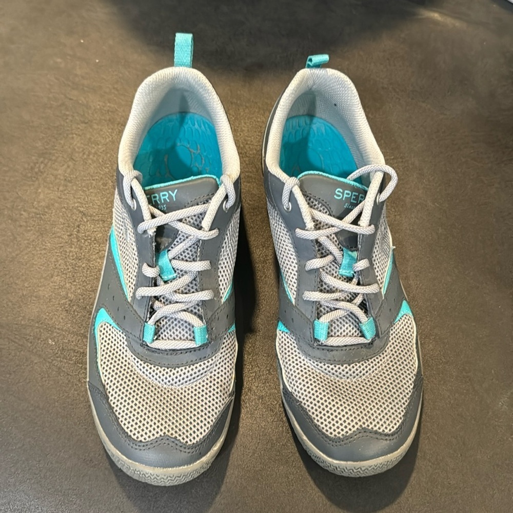 Sperry Topsiders  sneakers women’s size 9m‎